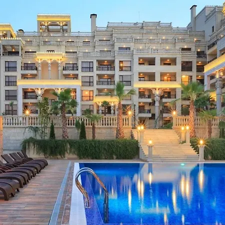 Апартаменты Argisht Cozy With Pool & Sea Breeze