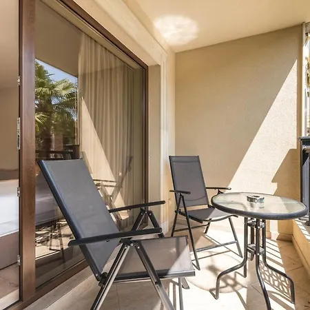 דירה Argisht Cozy With Pool & Sea Breeze *