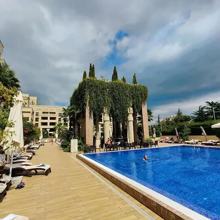 דירה Argisht Cozy With Pool & Sea Breeze *