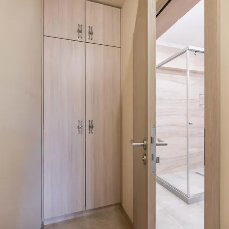 דירה Argisht Cozy With Pool & Sea Breeze