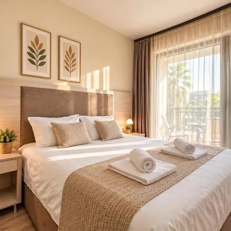 Argisht Cozy With Pool & Sea Breeze Apartament